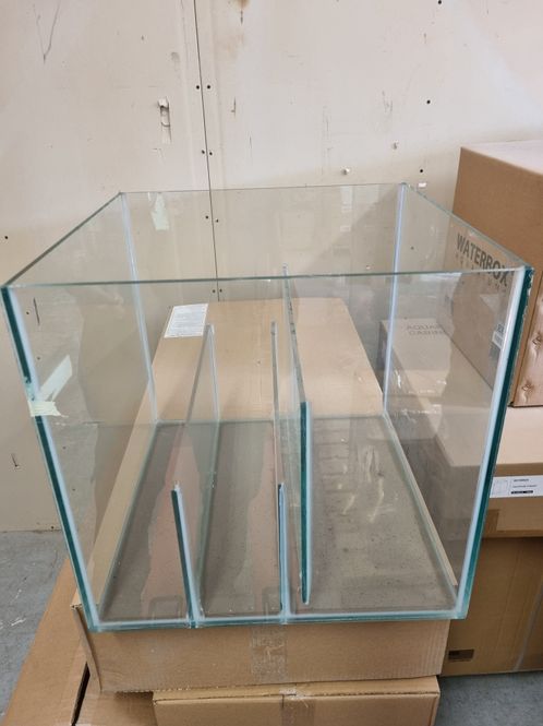 Hovedbilde Helglass sump 91liter  med boblefeller 